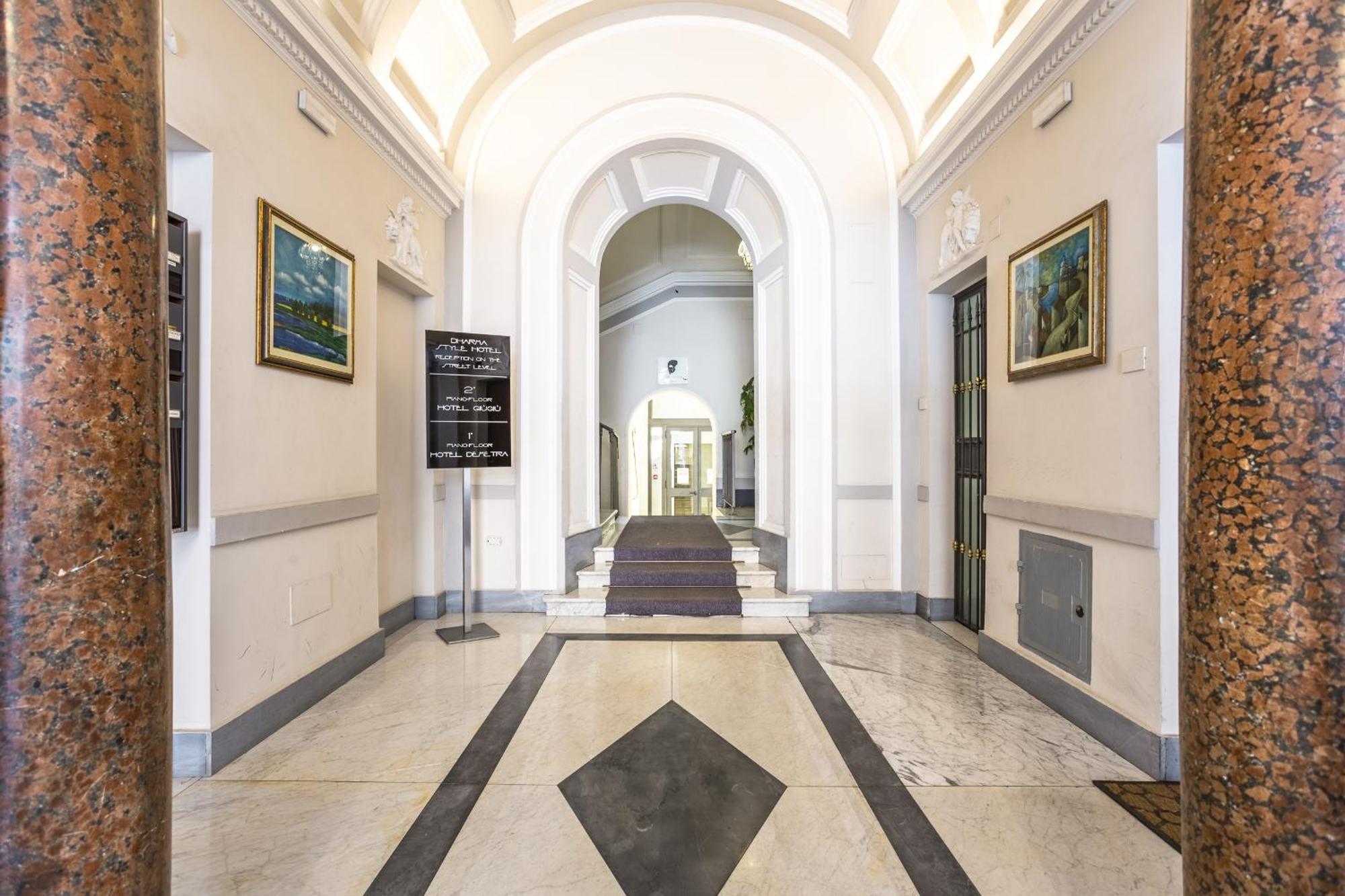 Opera Theater Relais — Photos 2